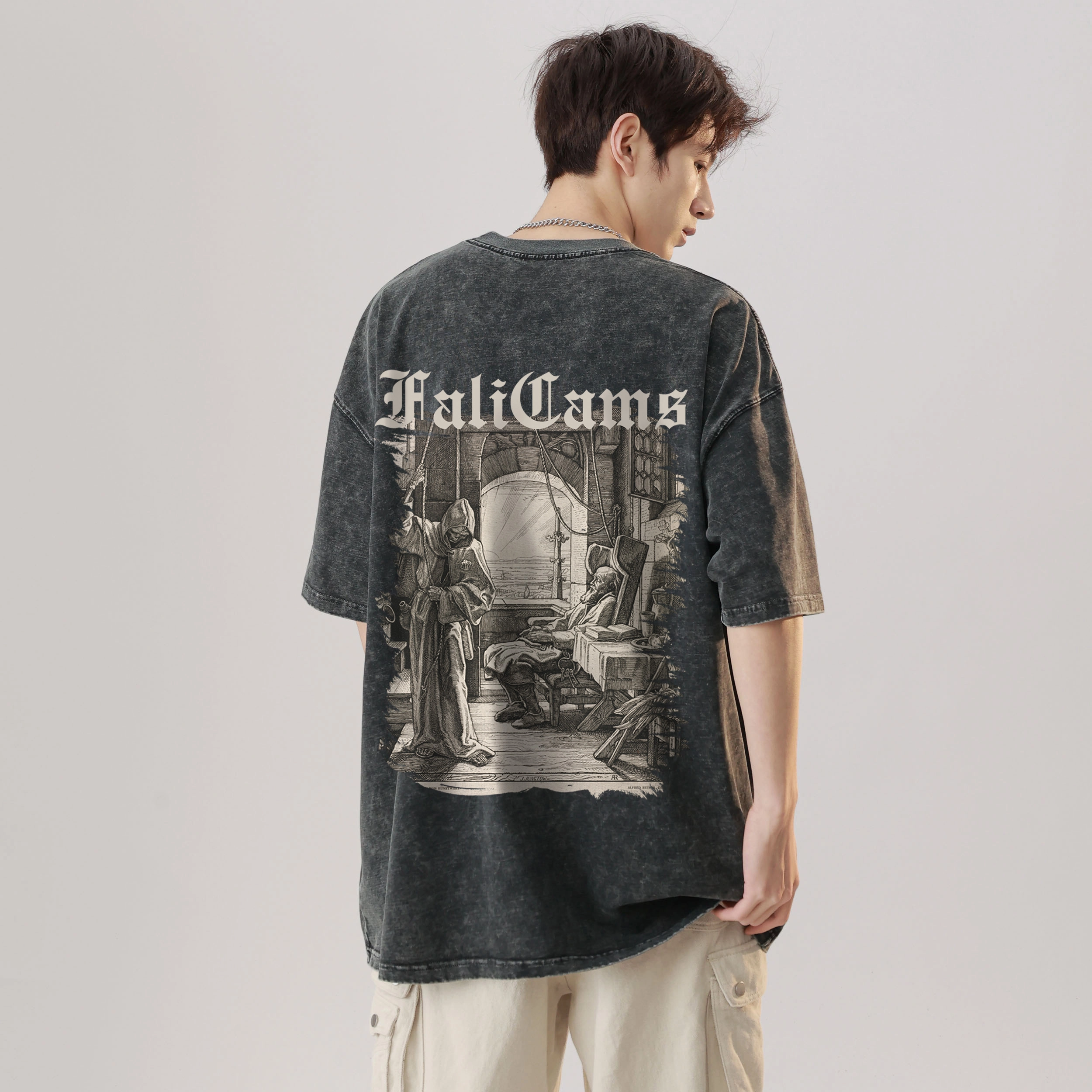 FALIAMS T