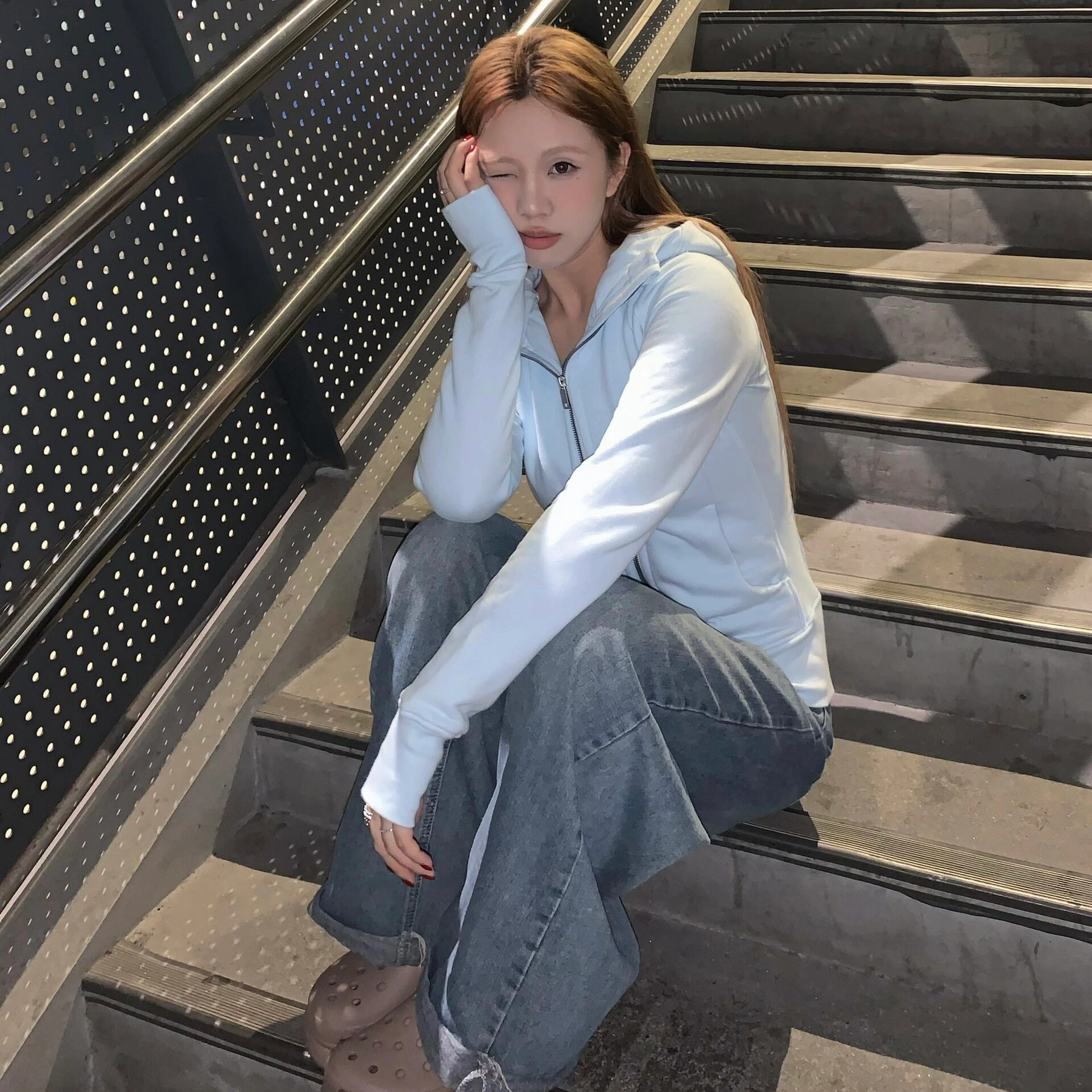 依钗 通勤简约休闲百搭卫衣 女款