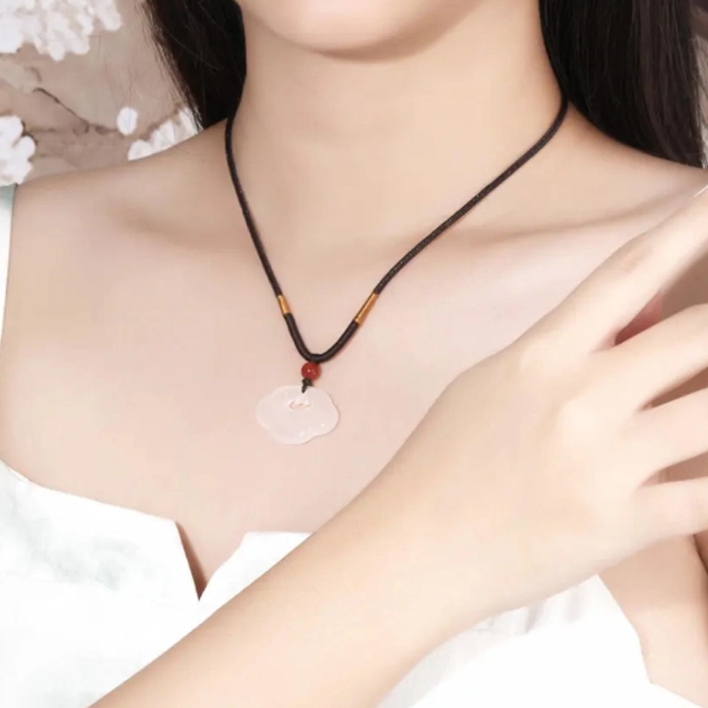 老庆云银楼 祥云平安锁挂坠 吉祥如意 时尚简约精致 国风创意设计小众轻奢高级感锁骨链#好运 玉髓 项链 男女同款情侣款