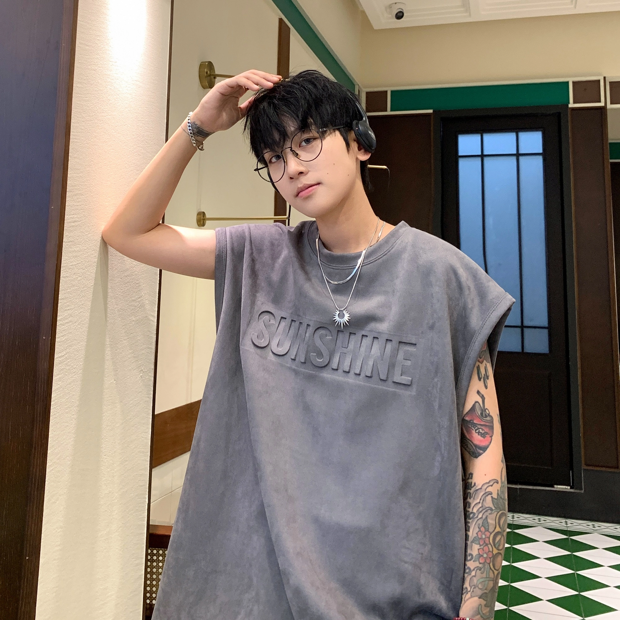 Fakeyoung
