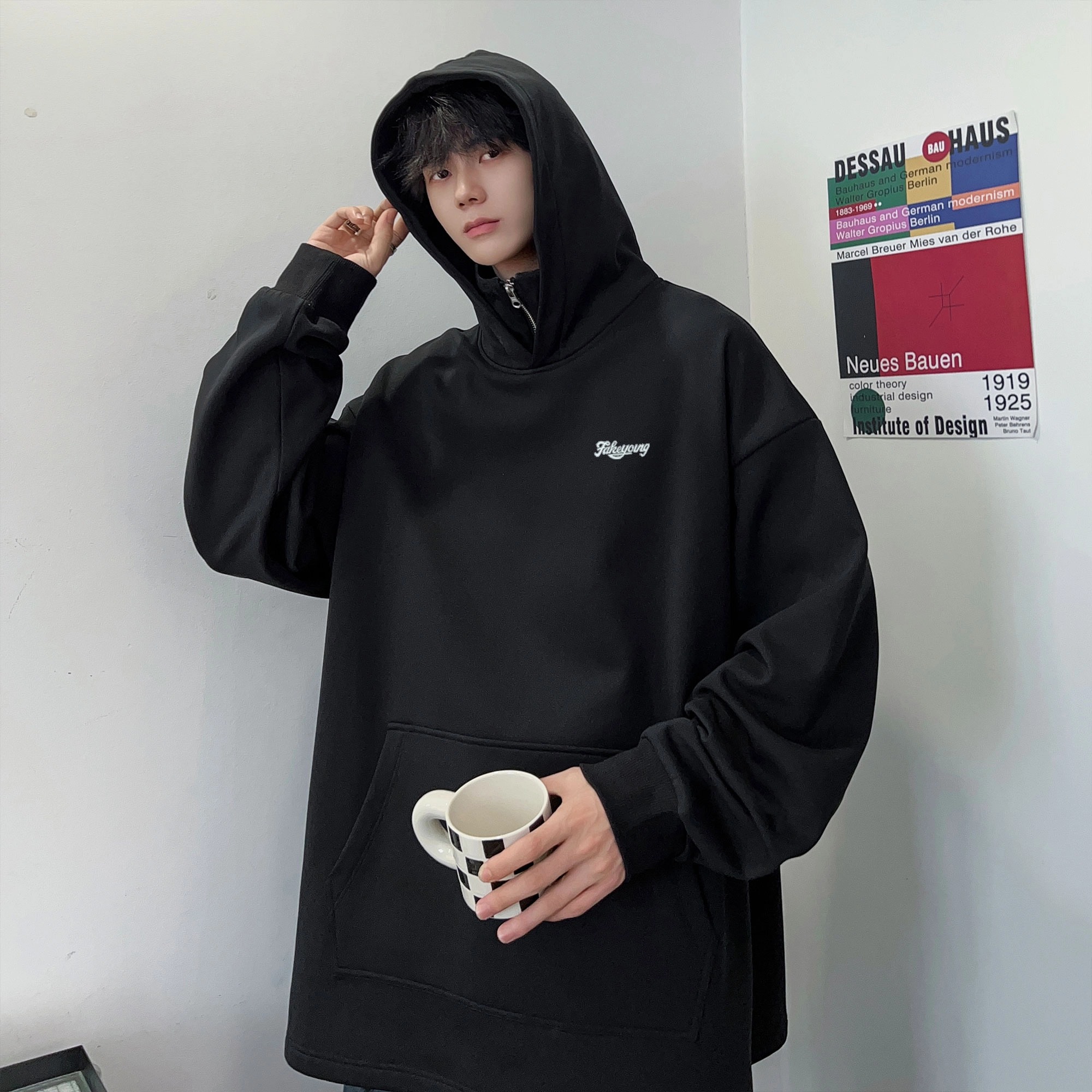 Fakeyoung 420oversizelogo