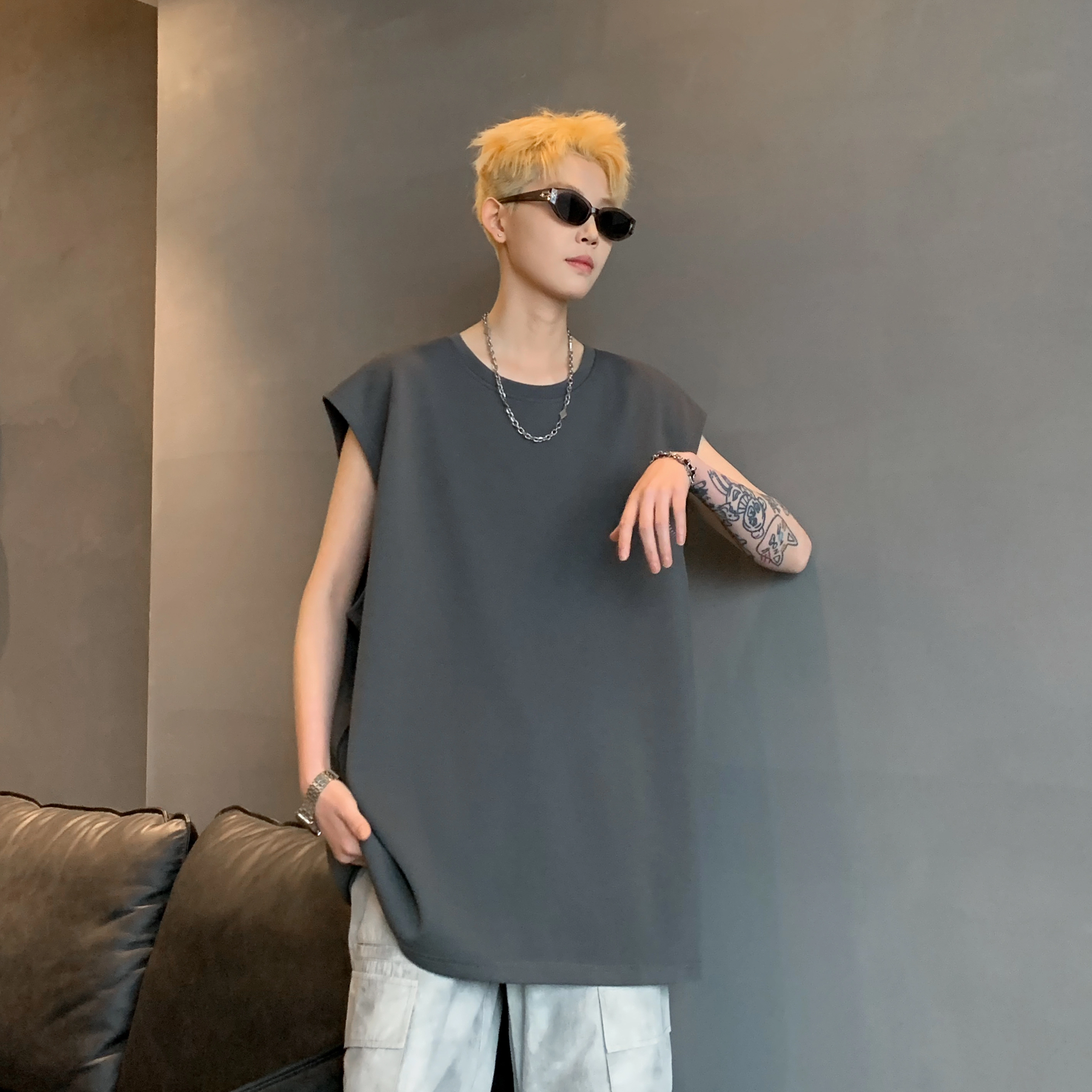 Fakeyoung