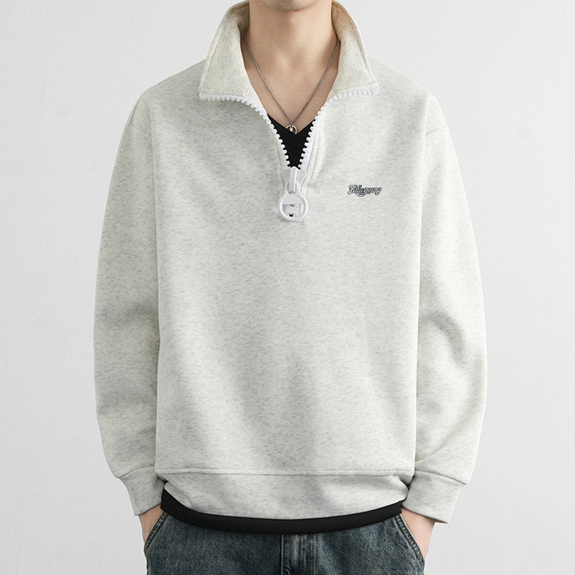 Fakeyoung logocleanfit