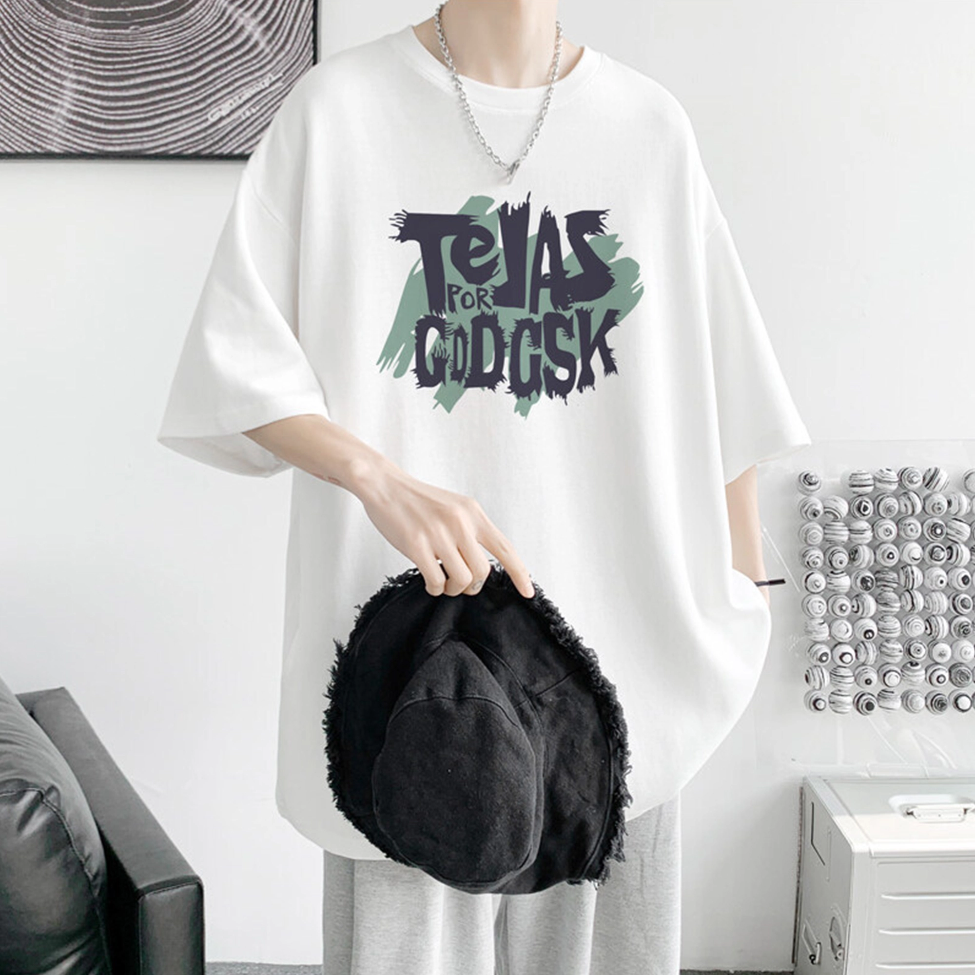 Fakeyoung T