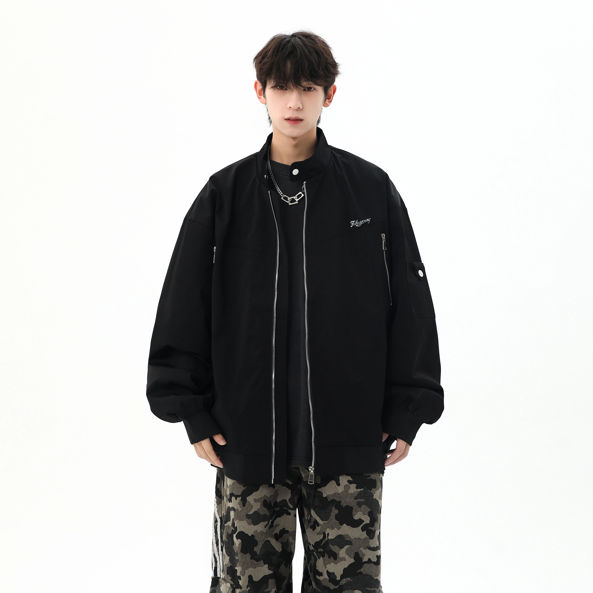 Fakeyoung logo