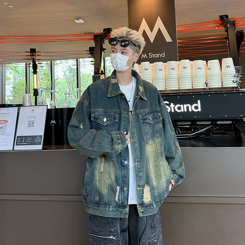 Fakeyoung