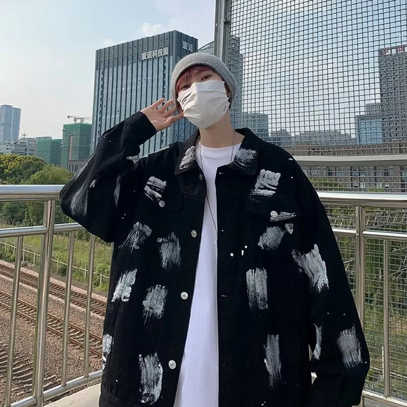 Fakeyoung