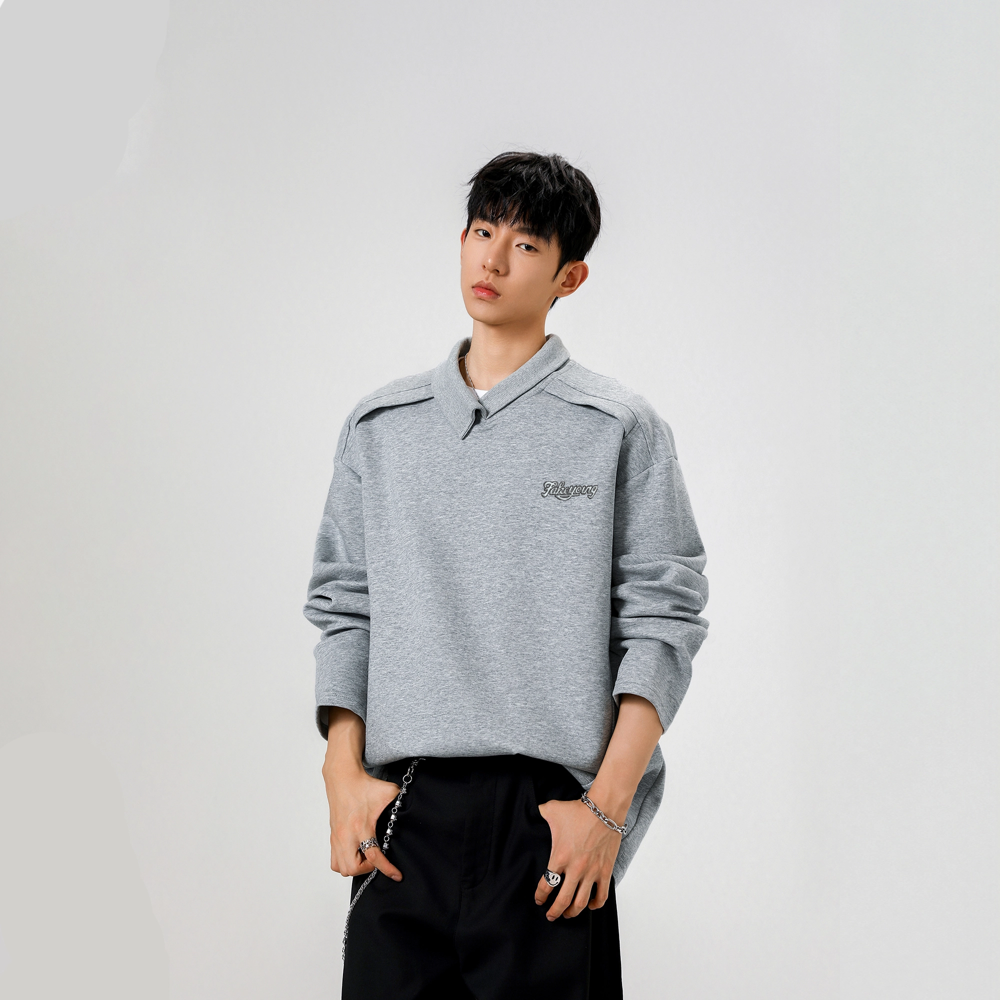 Fakeyoung logopolo