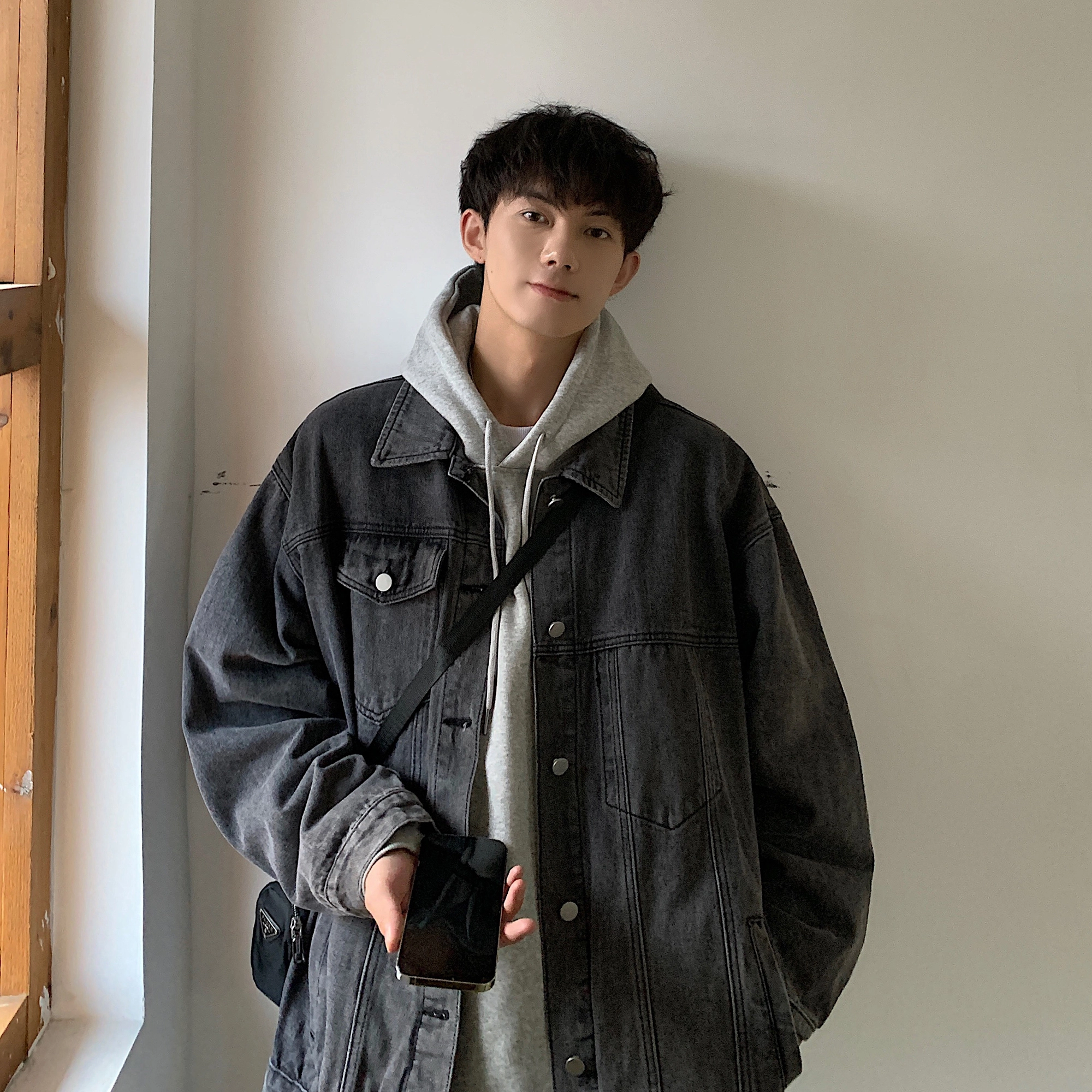 Fakeyoung