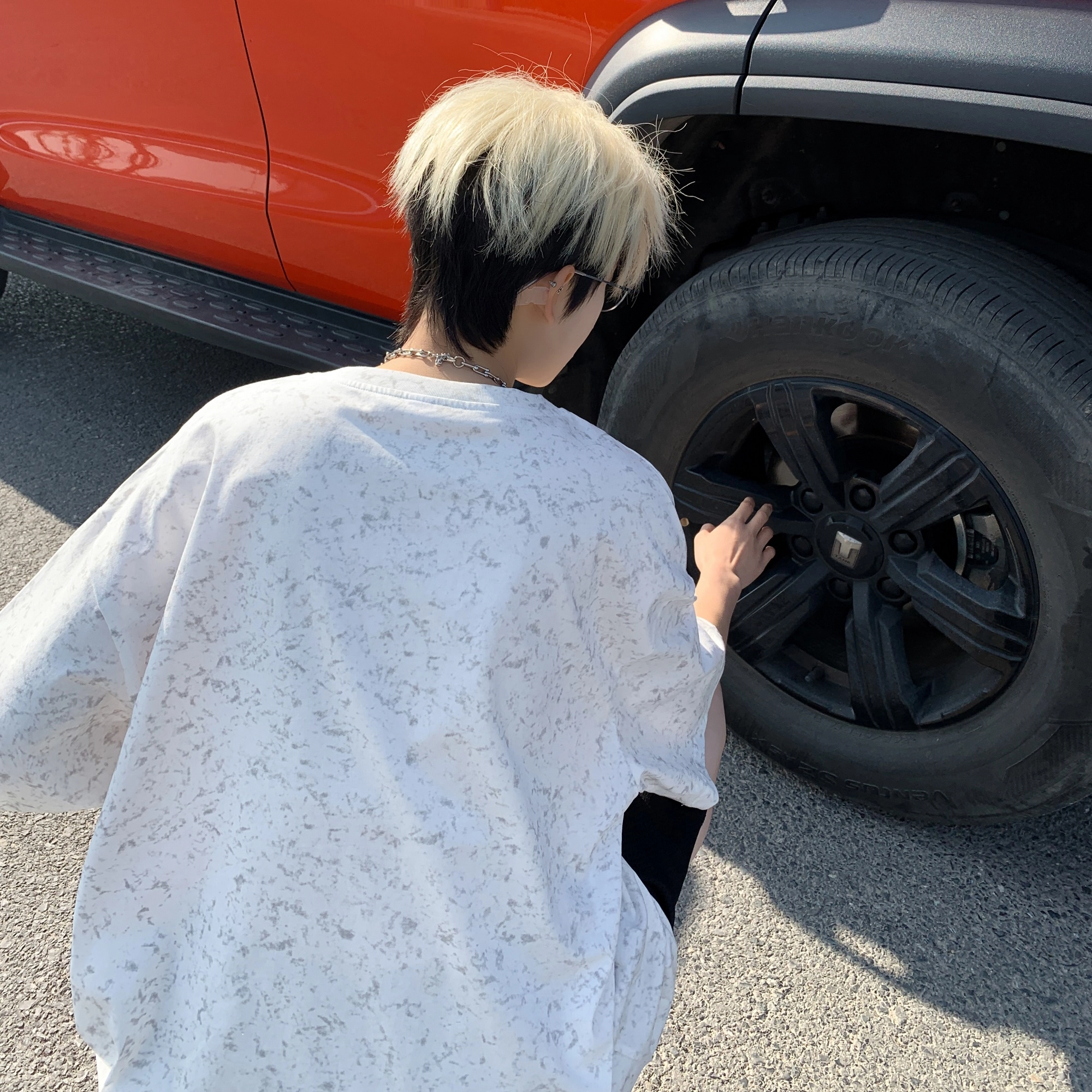 Fakeyoung T