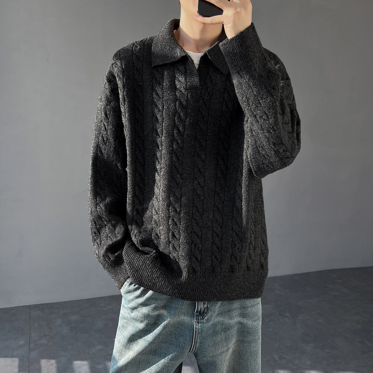 Fakeyoung chiclogo