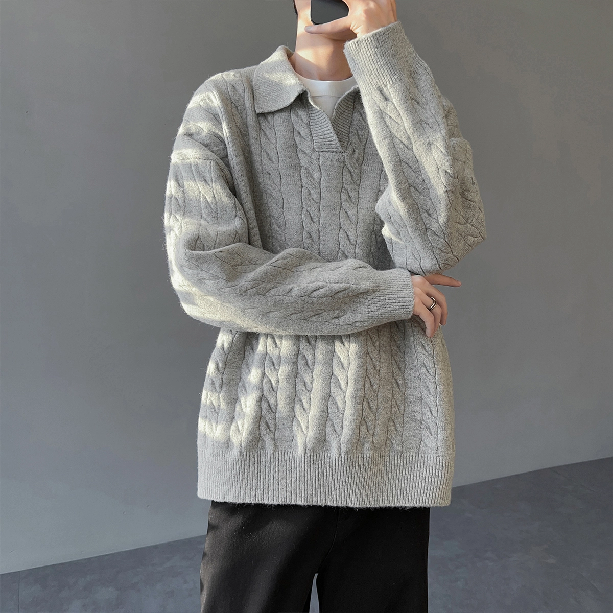 Fakeyoung chiclogo