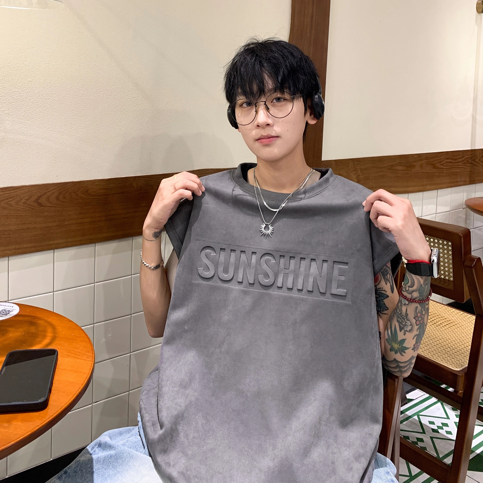 Fakeyoung