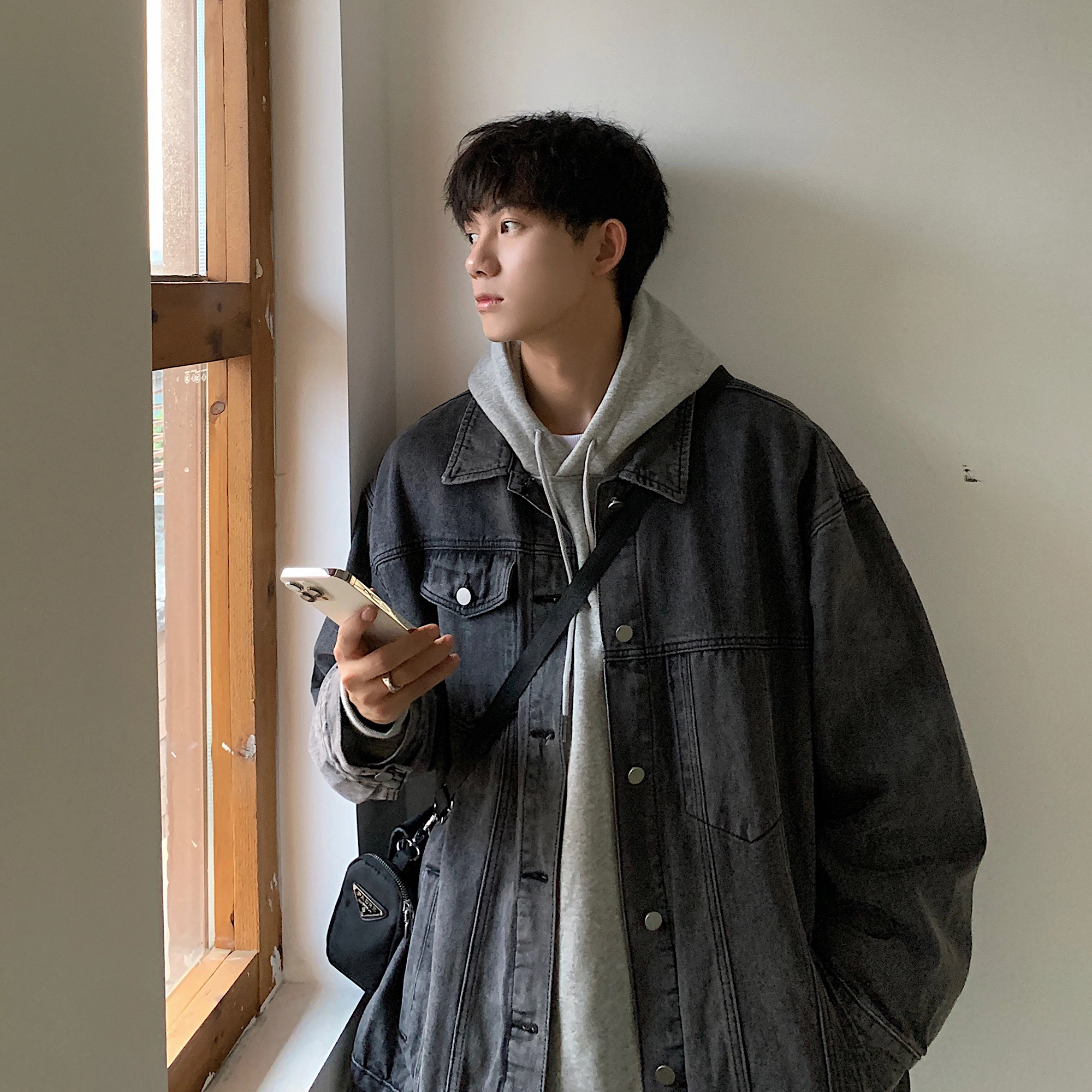 Fakeyoung