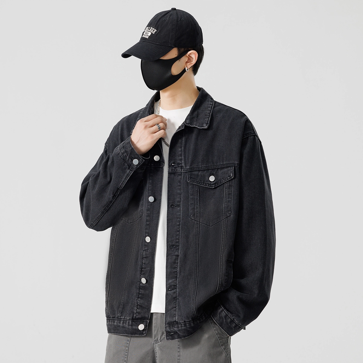 Fakeyoung