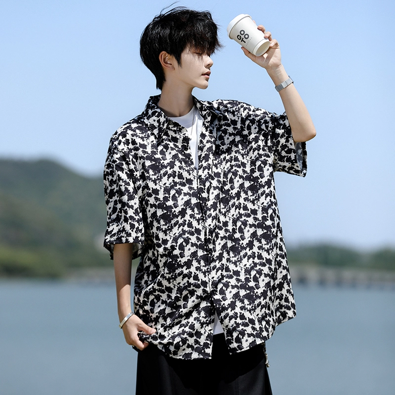 Fakeyoung
