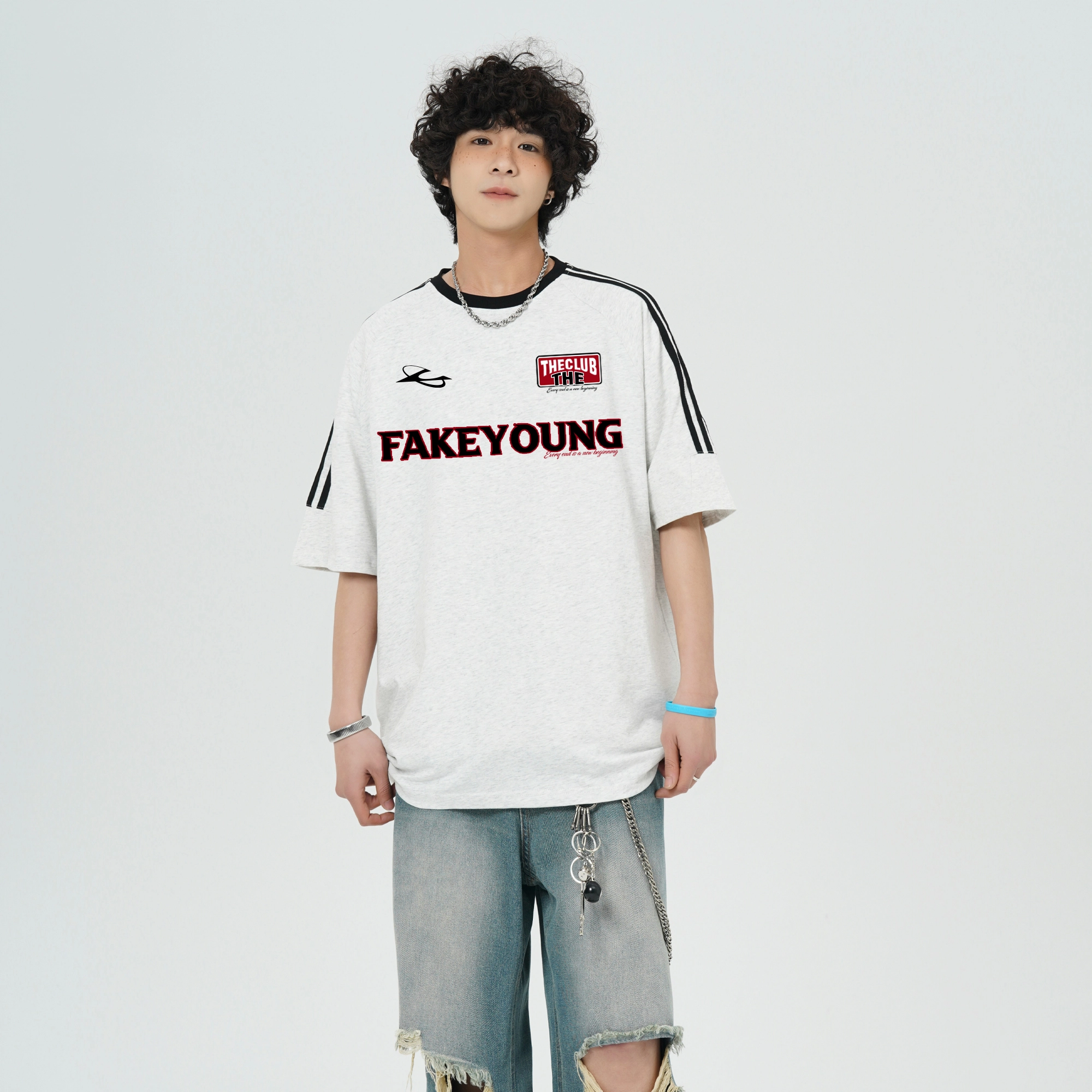 Fakeyoung LOGOT
