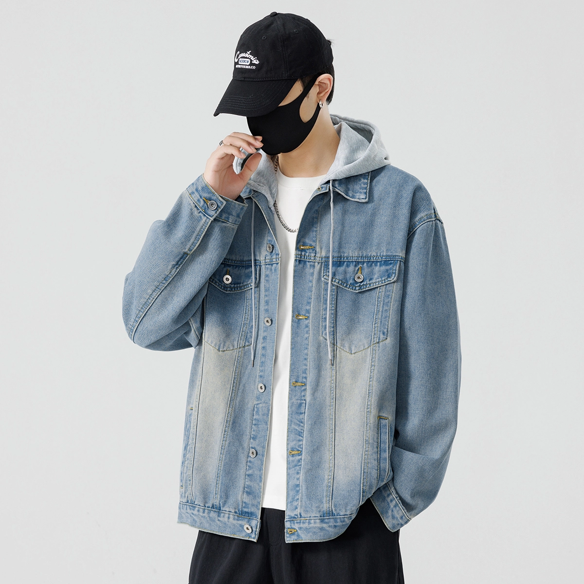 Fakeyoung