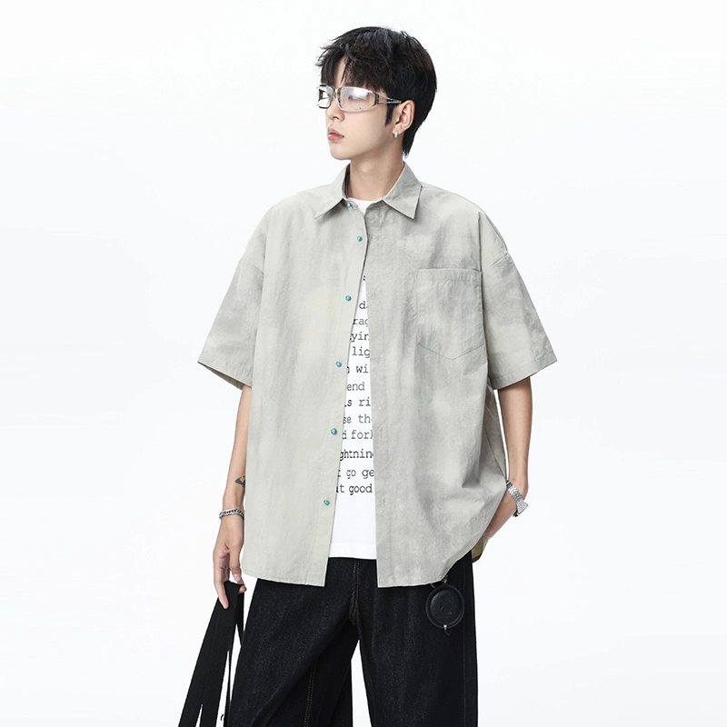 Fakeyoung