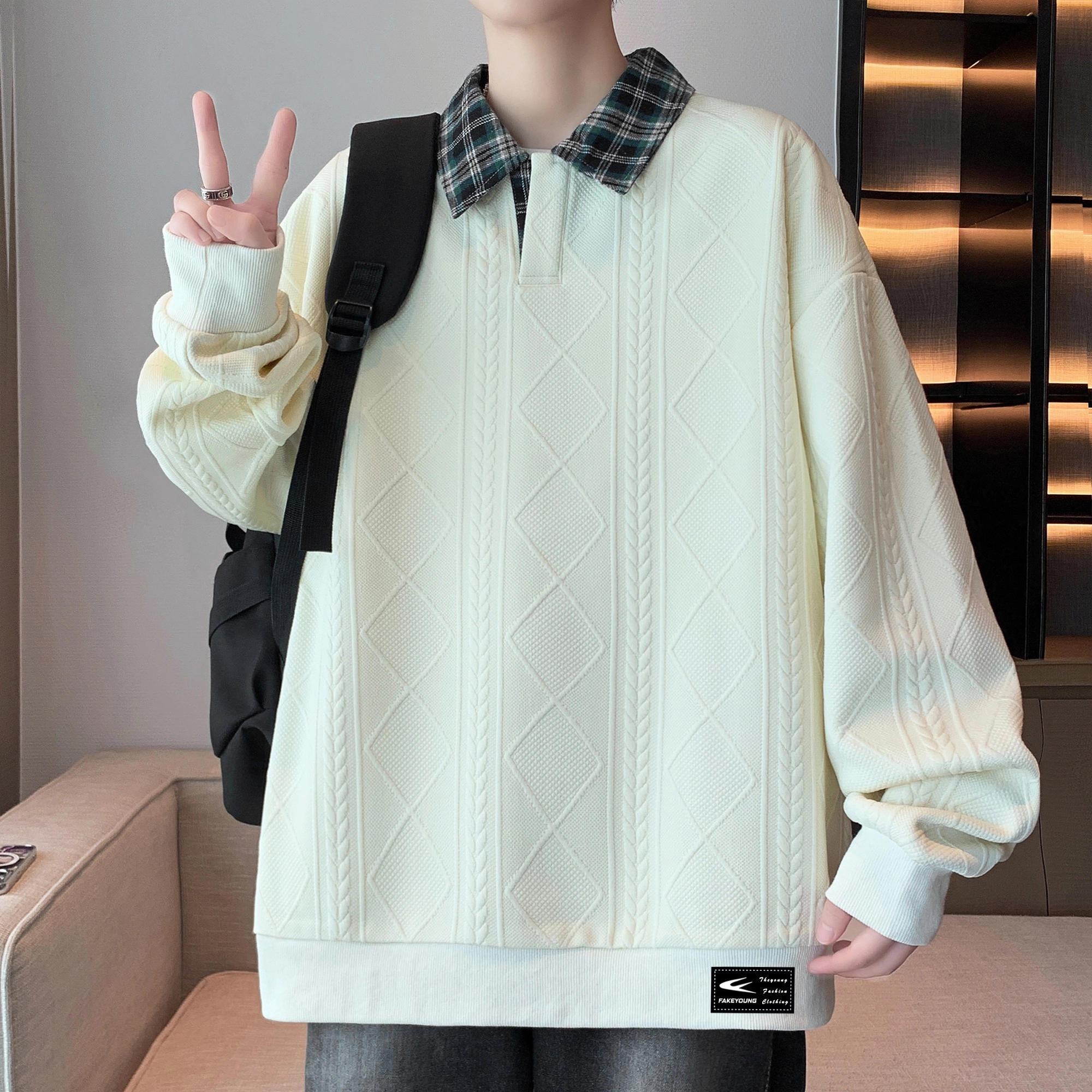 Fakeyoung cleanfitLOGO