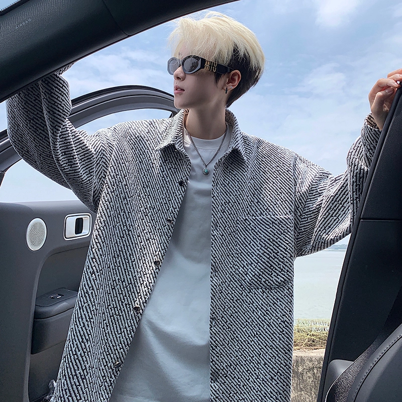 Fakeyoung