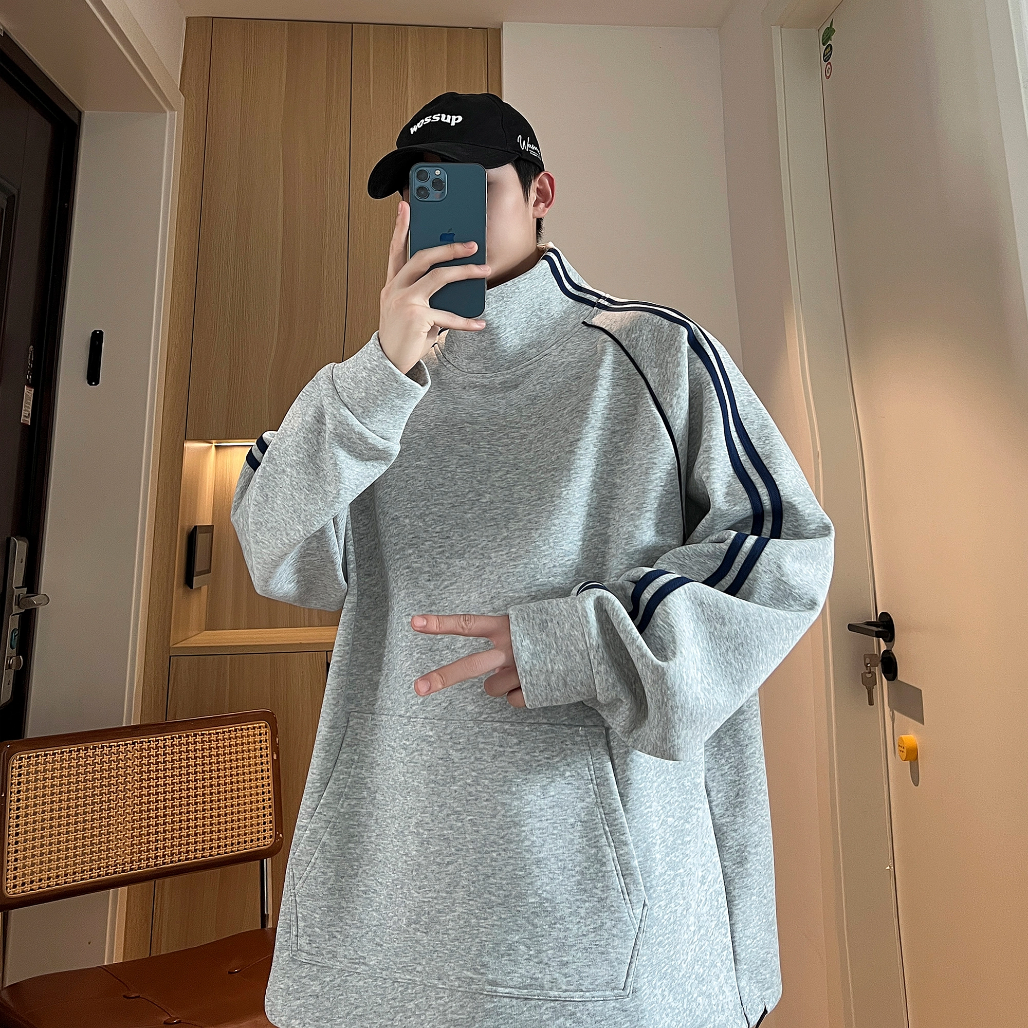 Fakeyoung