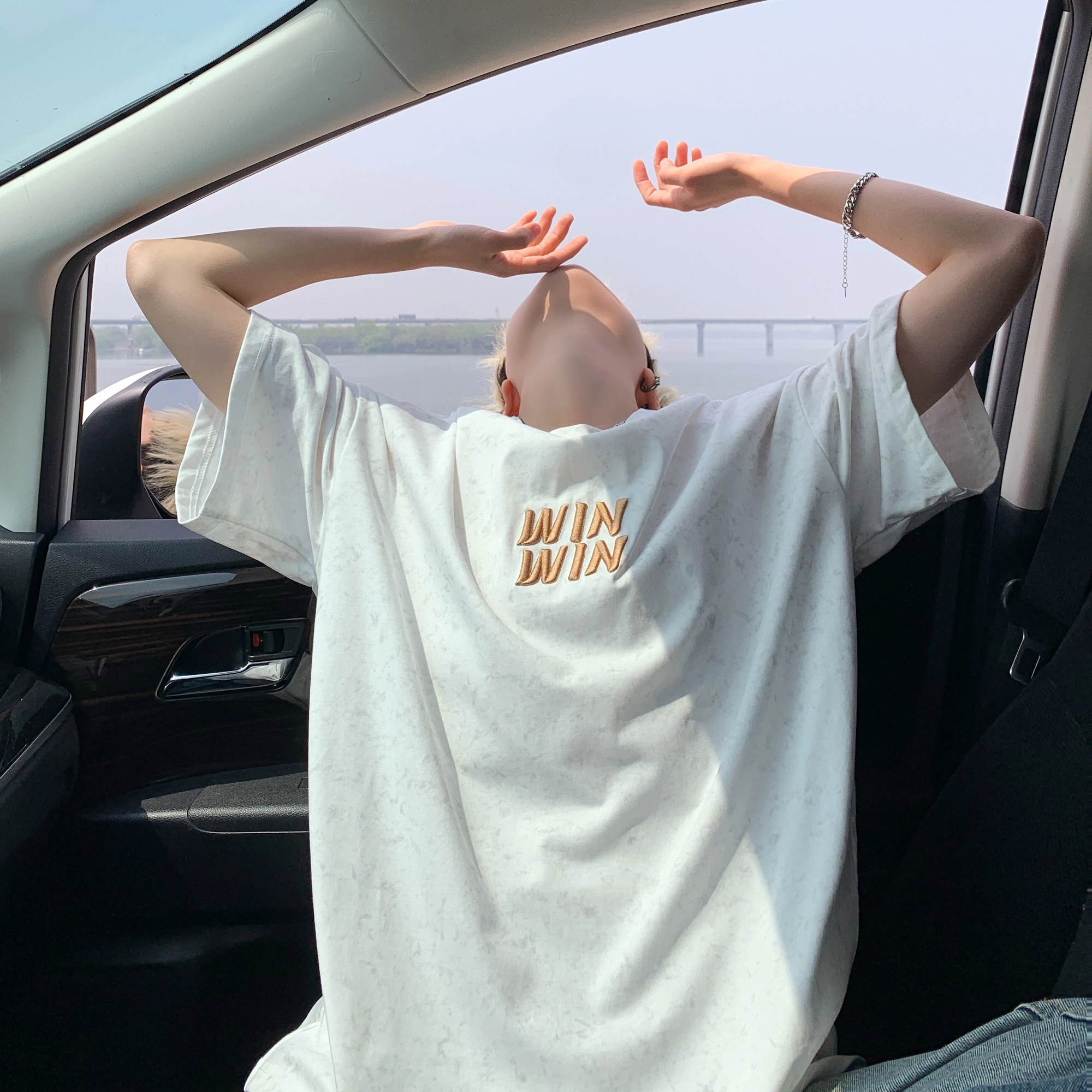 Fakeyoung T