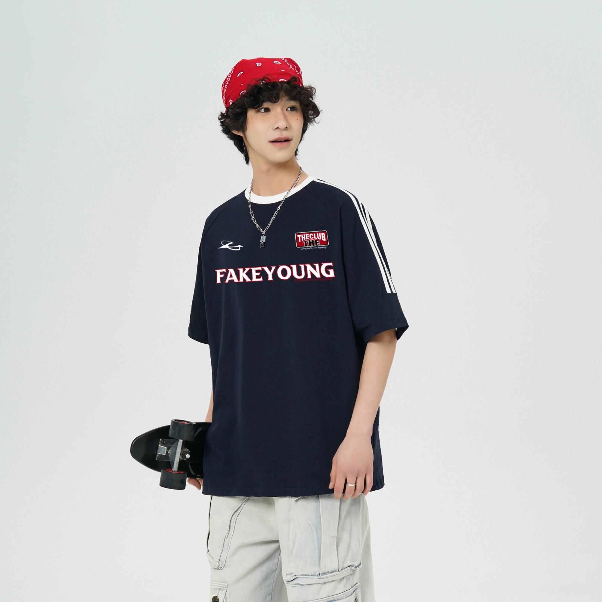Fakeyoung LOGOT