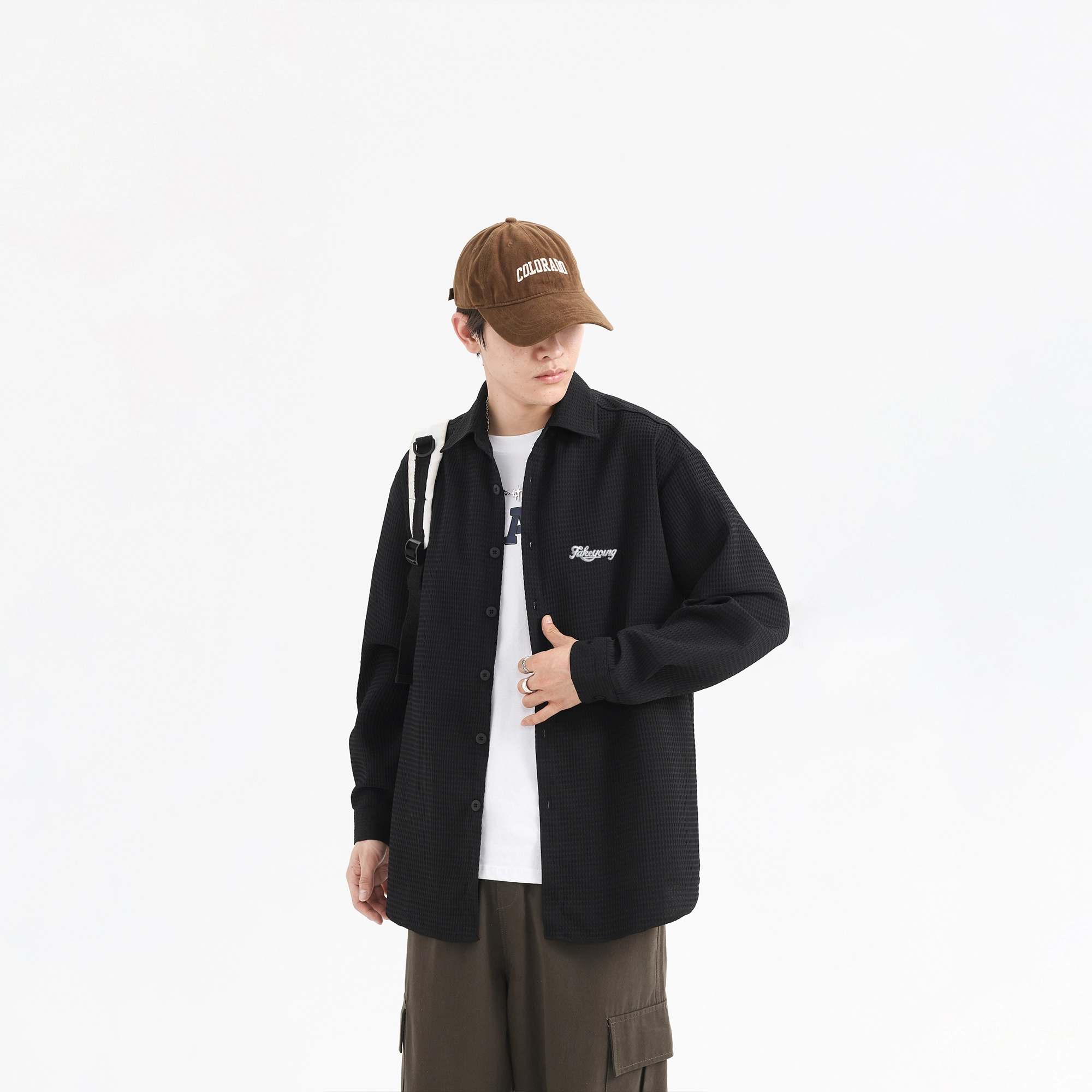 Fakeyoung logo
