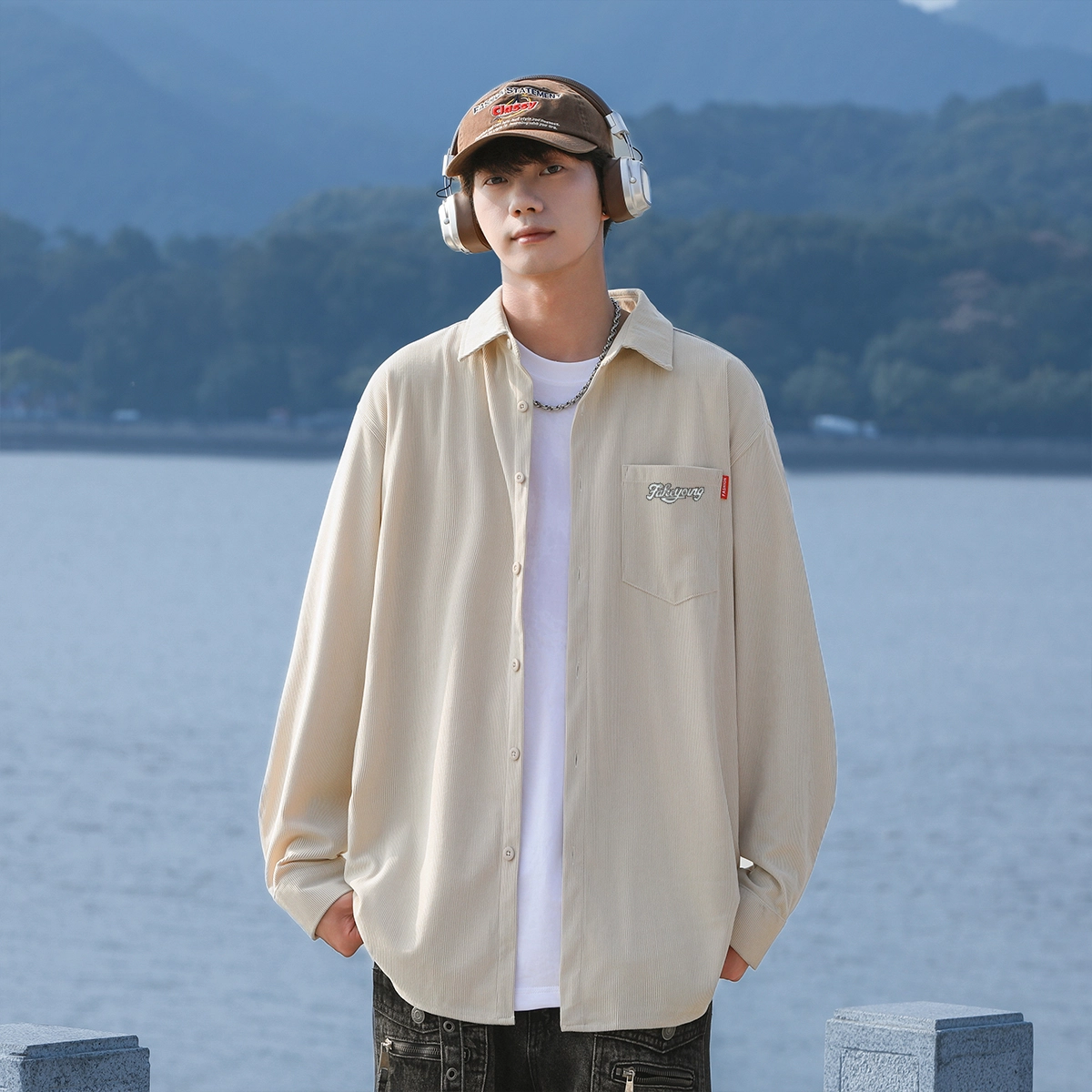 Fakeyoung logo