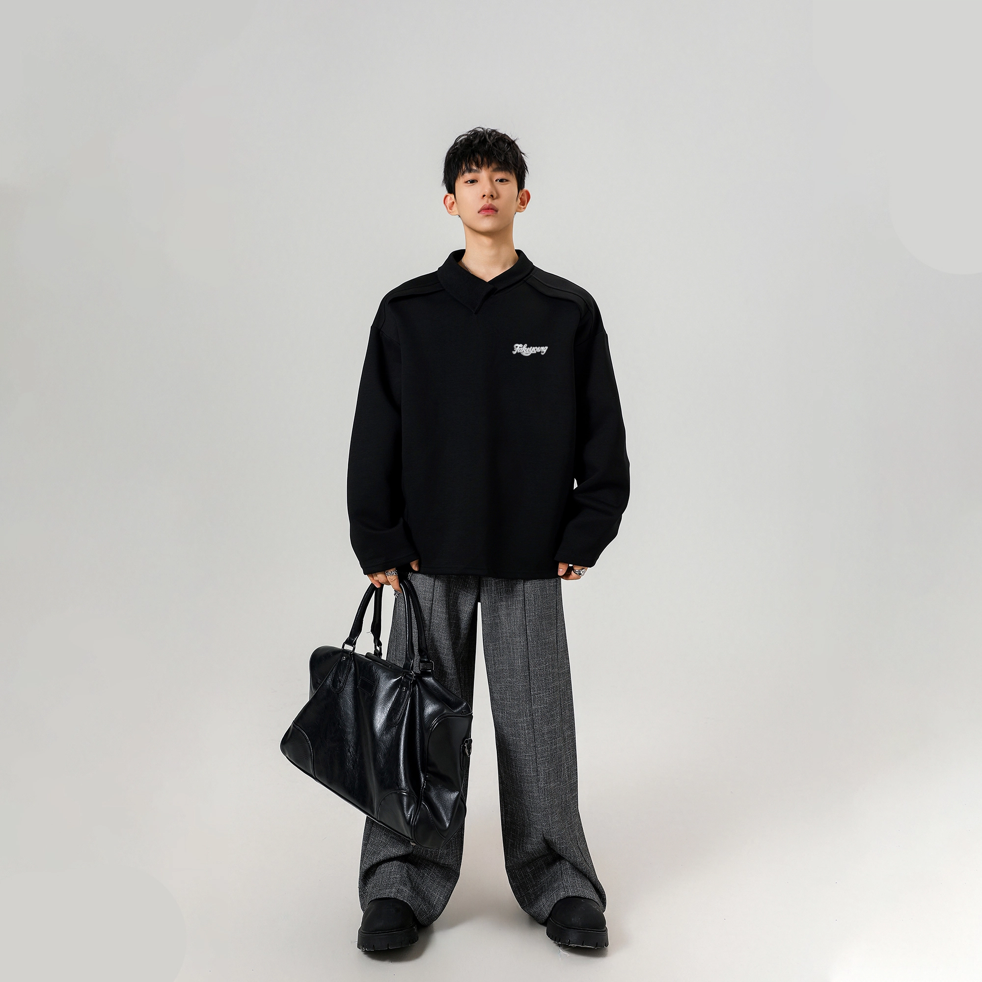 Fakeyoung logopolo