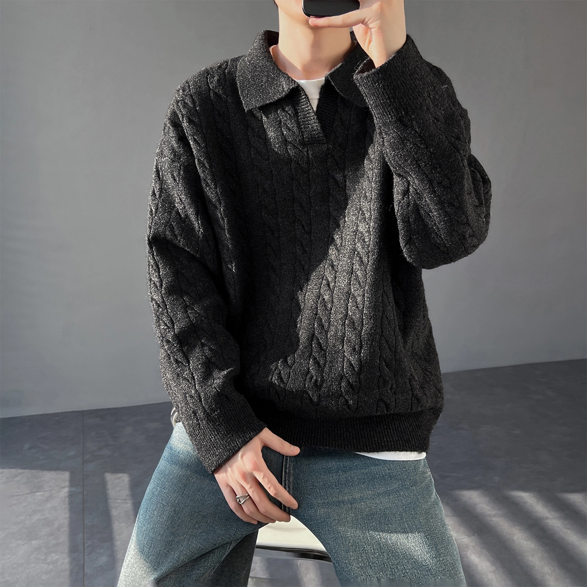 Fakeyoung chiclogo