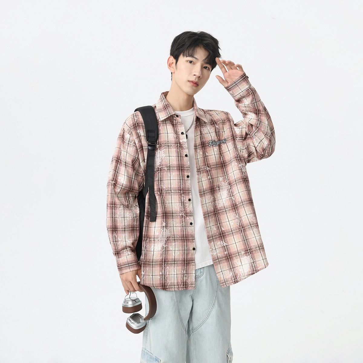 Fakeyoung logocleanfit
