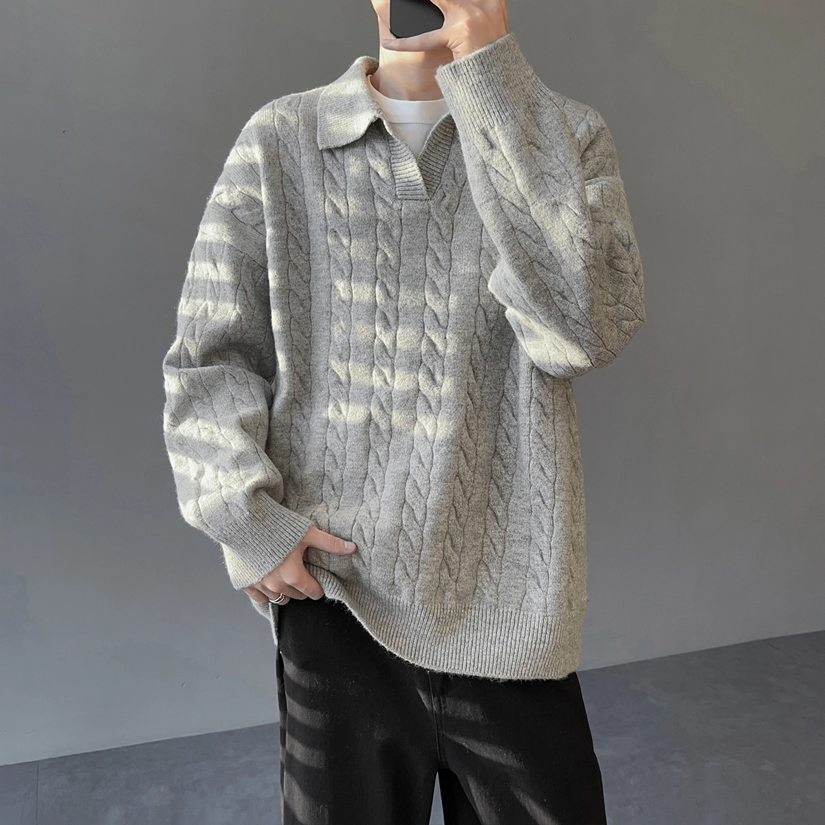 Fakeyoung chiclogo