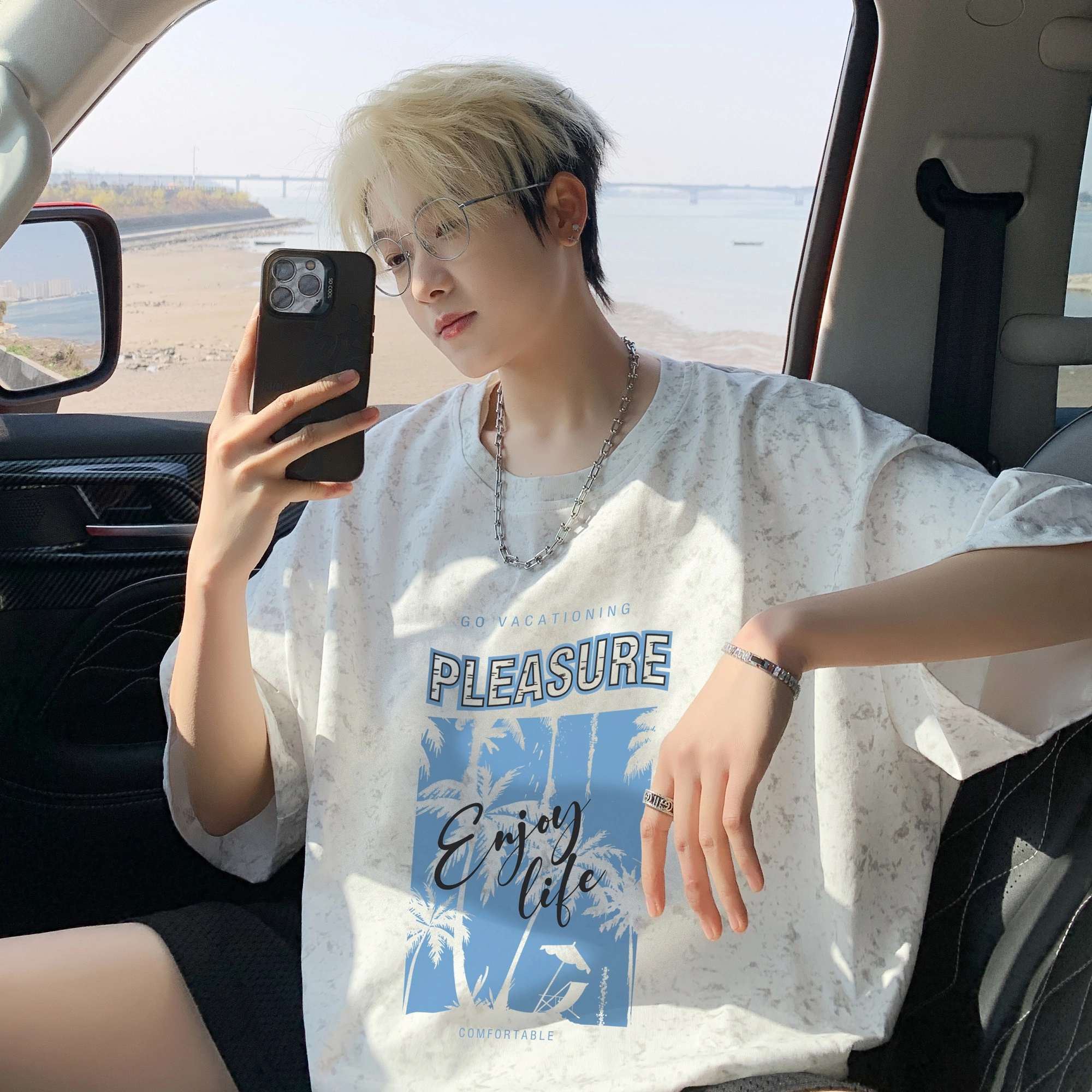 Fakeyoung T