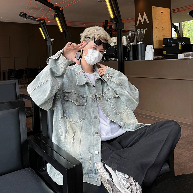 Fakeyoung
