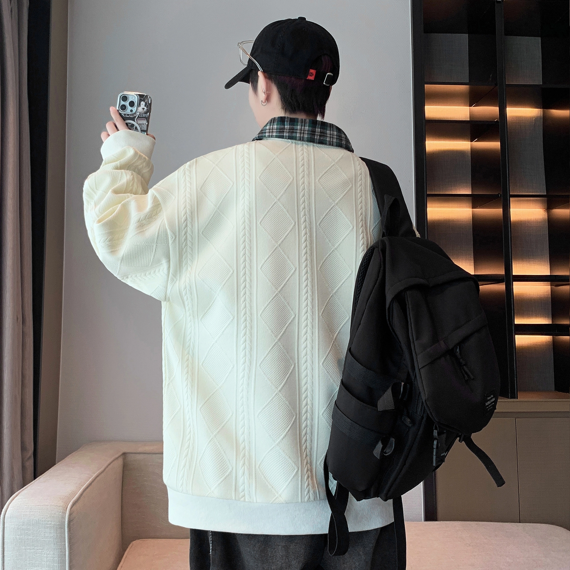 Fakeyoung cleanfitLOGO