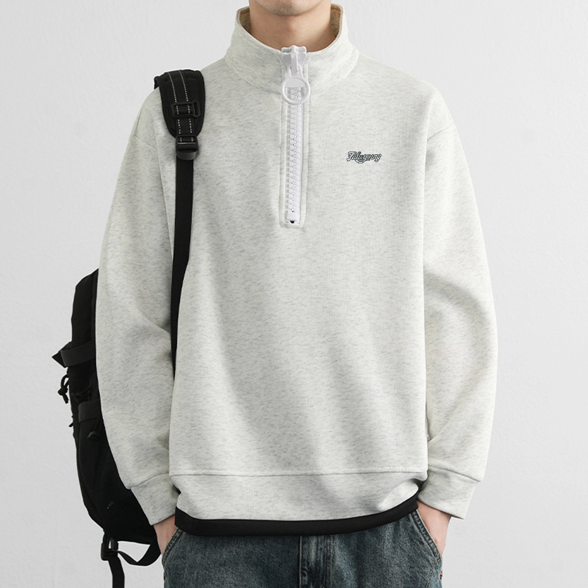 Fakeyoung logocleanfit