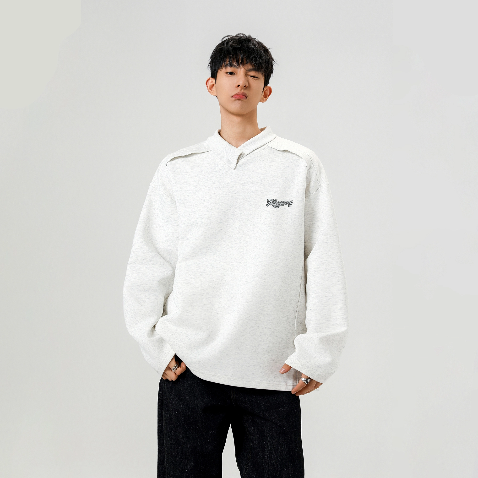 Fakeyoung logopolo