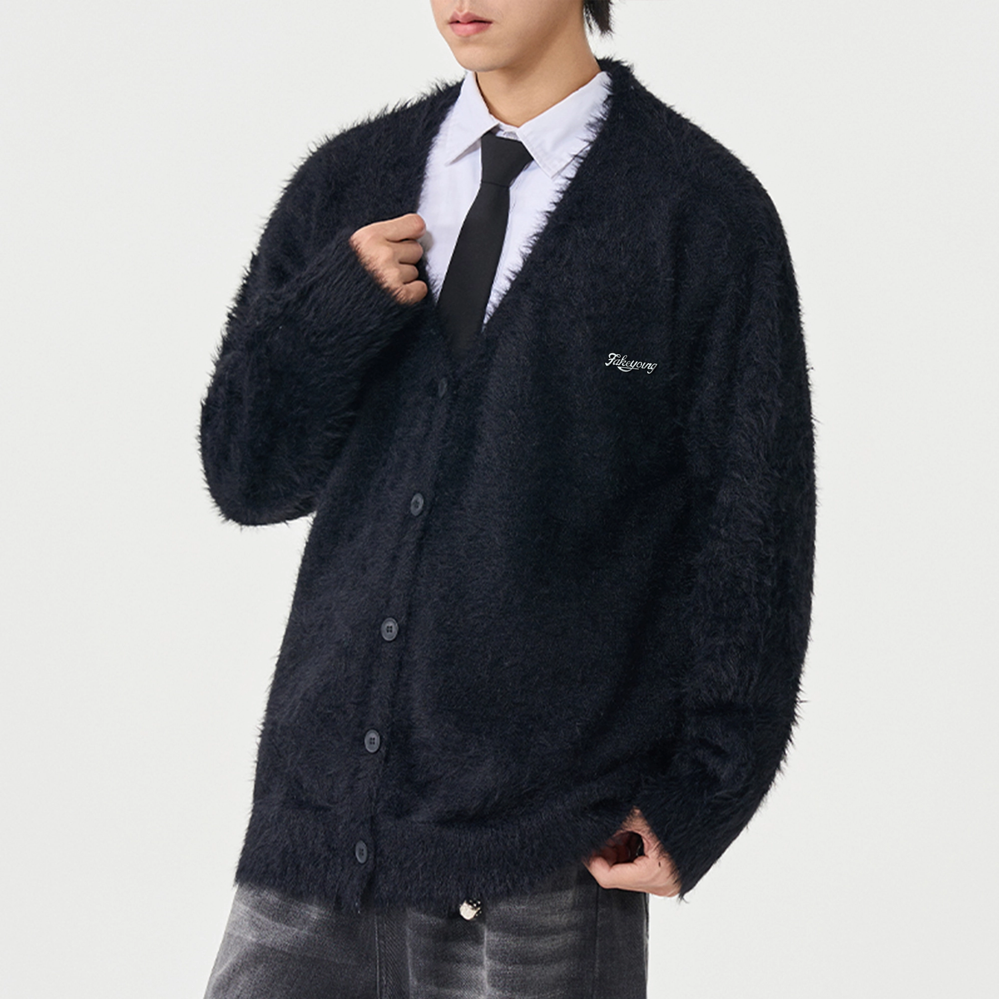 Fakeyoung Vlogo