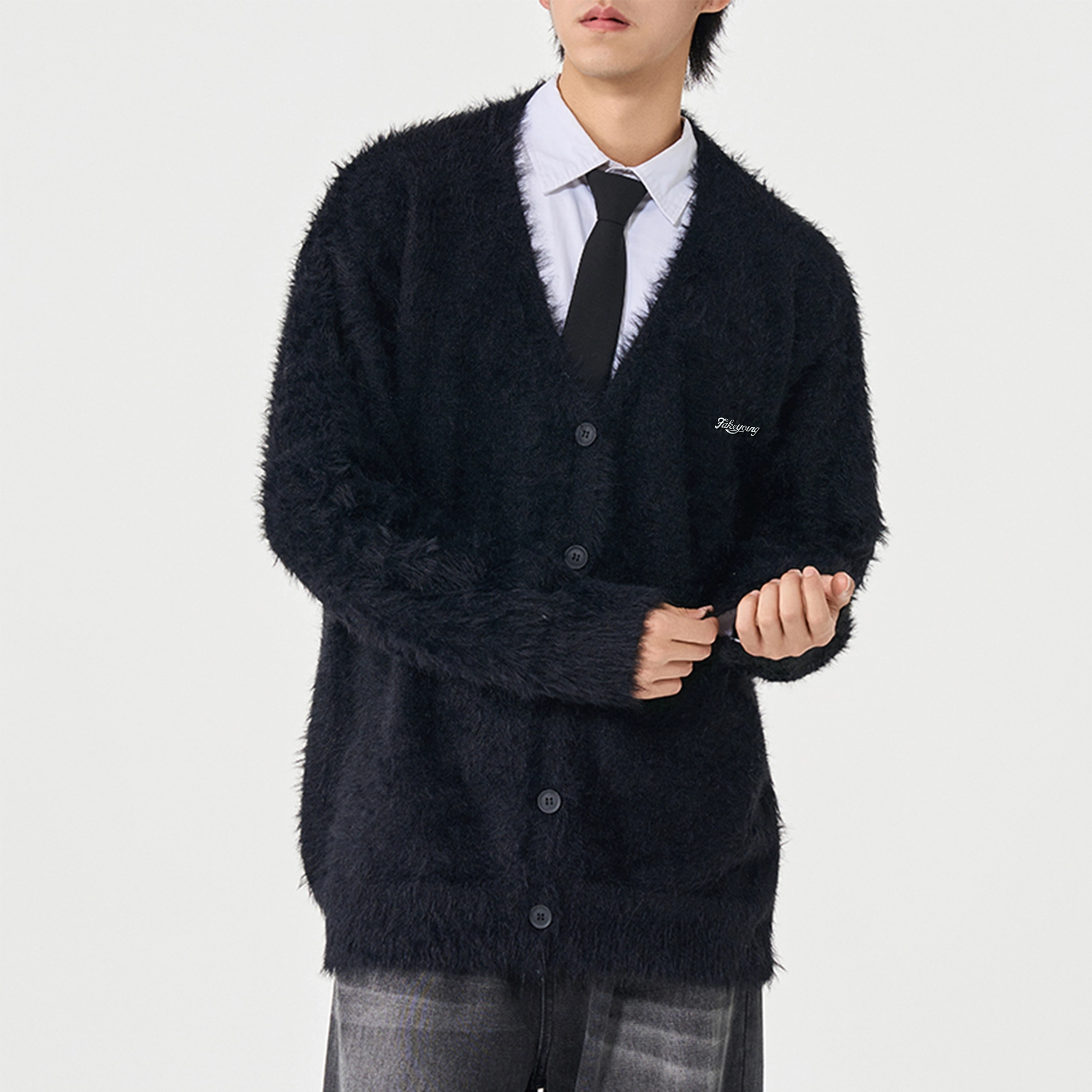 Fakeyoung Vlogo