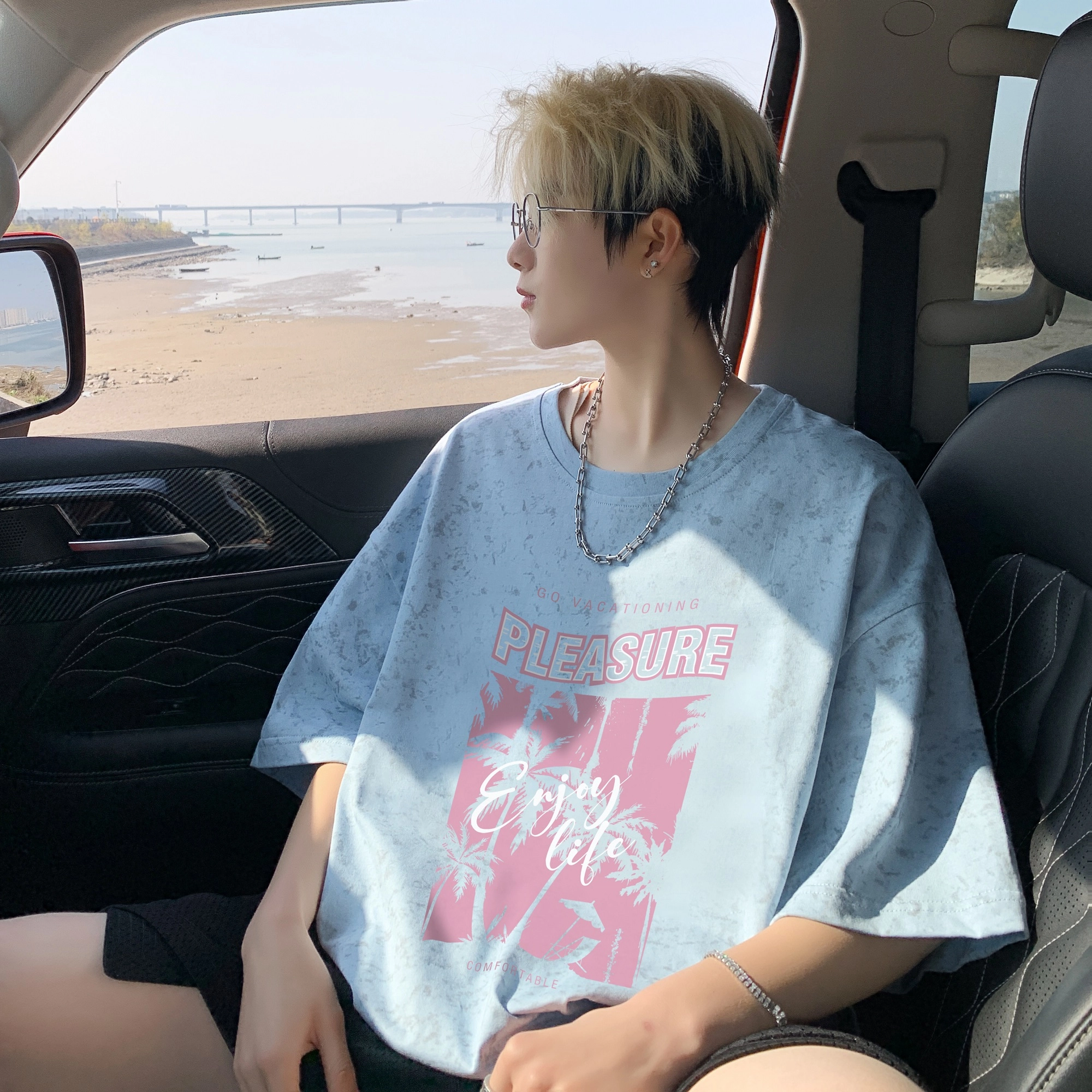 Fakeyoung T