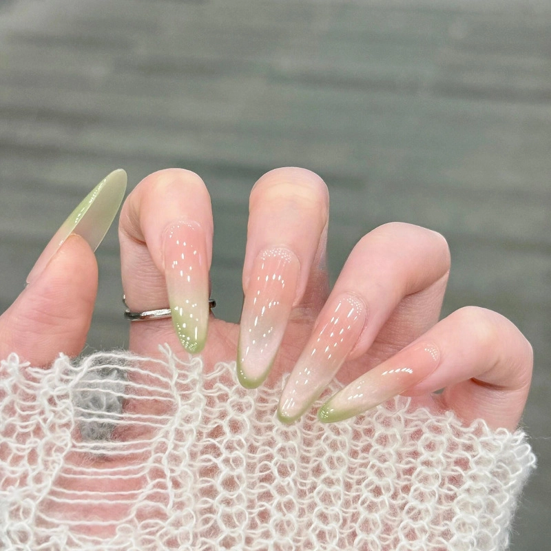 奥兰诺 春夏冰透芭乐渐变猫眼穿戴甲显白法式风格美甲贴片长款  杏仁绿色渐变 可爱