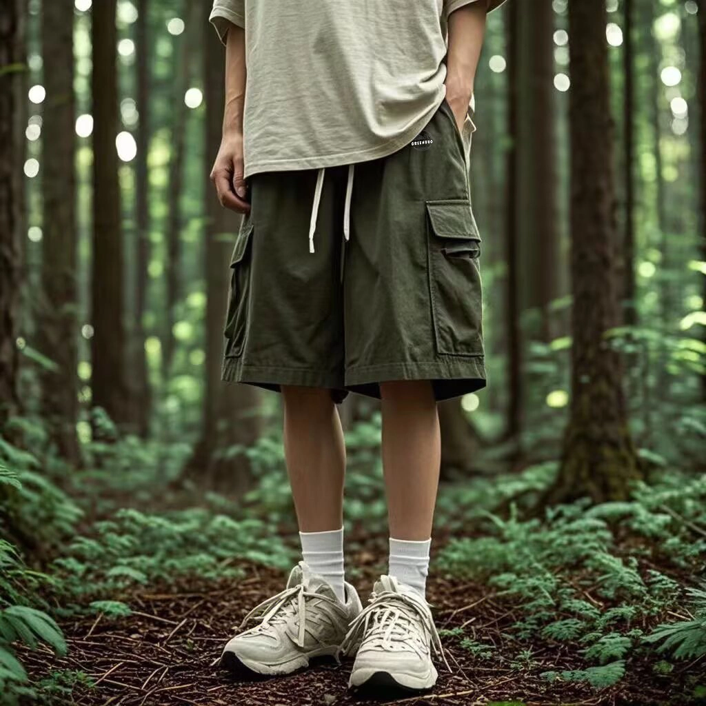 虫小绿 美式基础款山系户外大口袋纯腰部抽绳中腰宽松多口袋透气直筒工装五分休闲短裤 男女同款