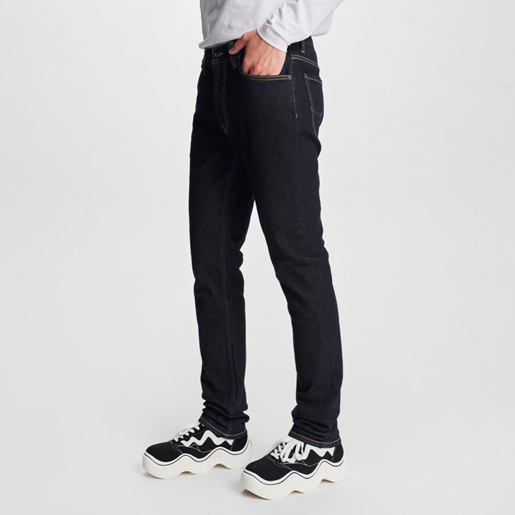 Lee FW24 709