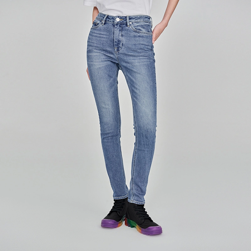 Lee FW23 419