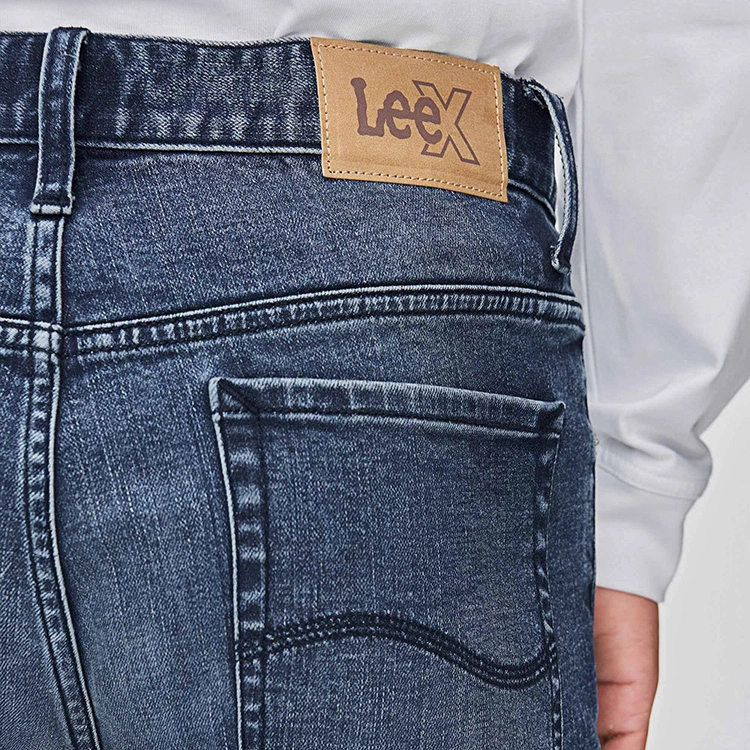 Lee