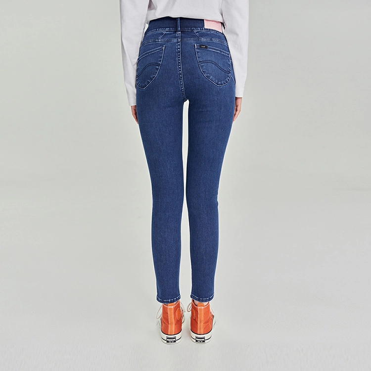 Lee FW23 419