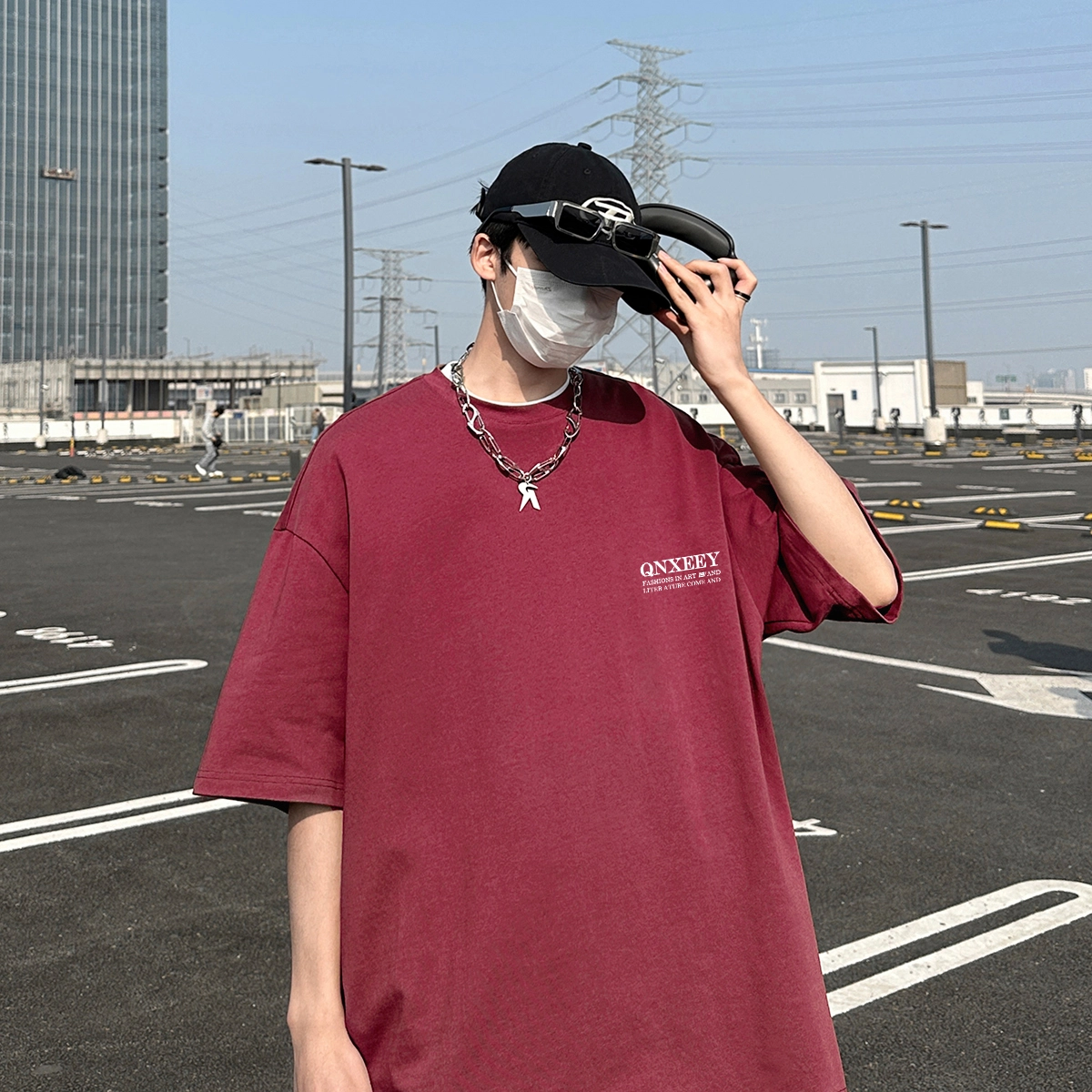 Qnxeey T