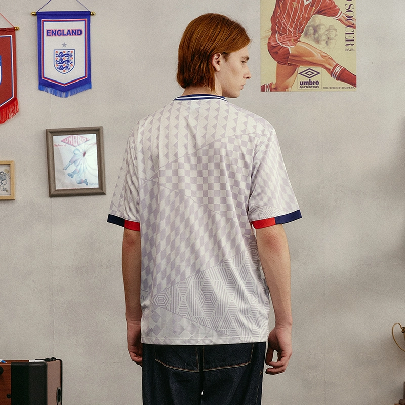 umbro T